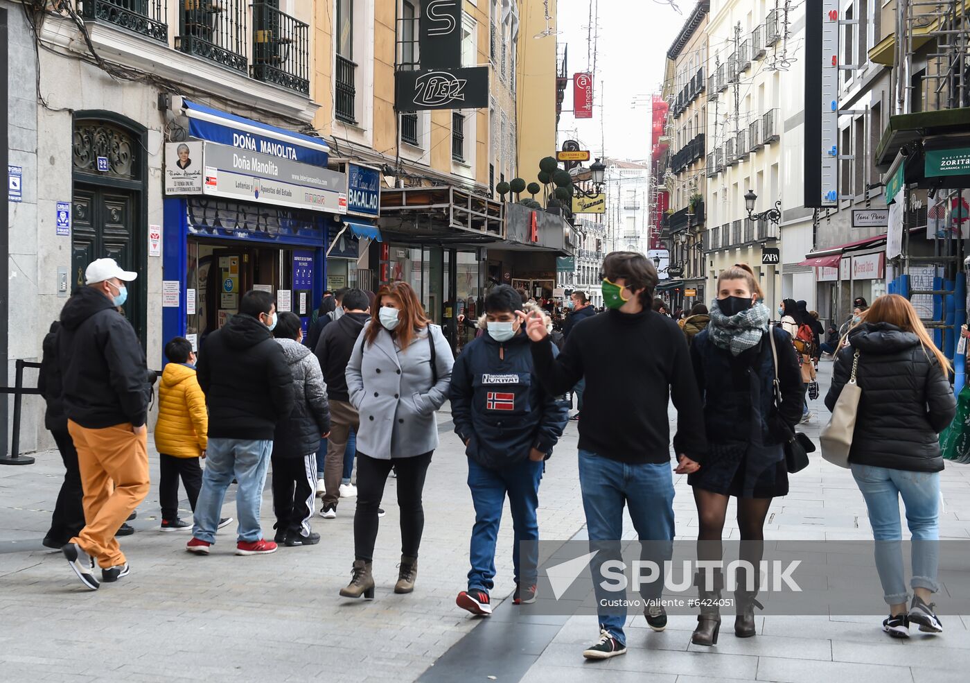 Spain New Year Preparations