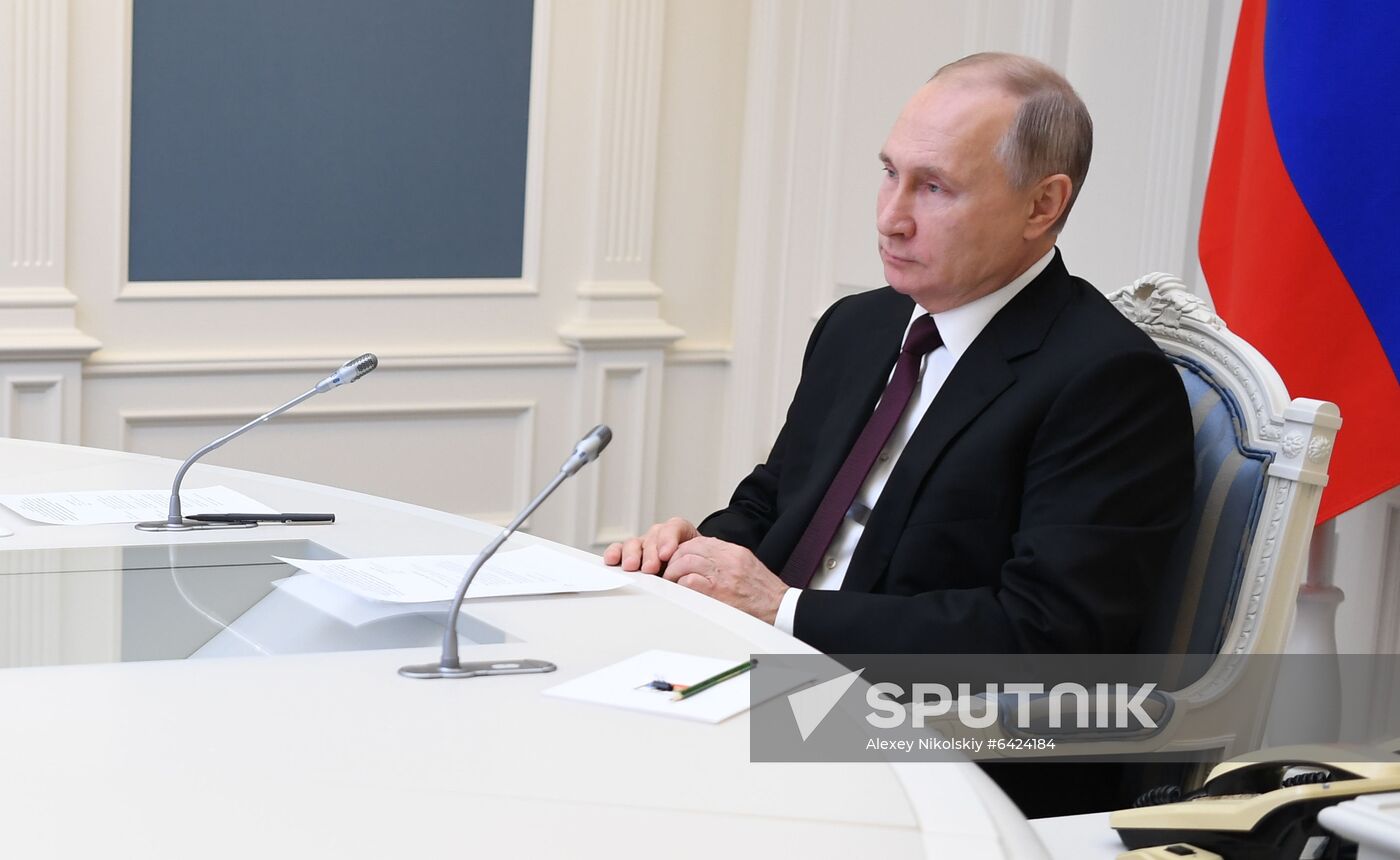 Russia Putin Coronavirus Vaccine Developers