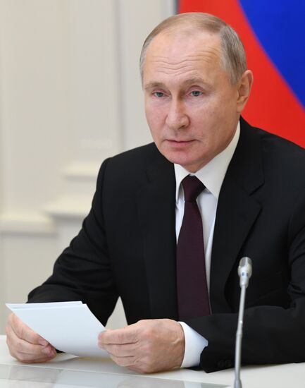 Russia Putin Coronavirus Vaccine Developers 