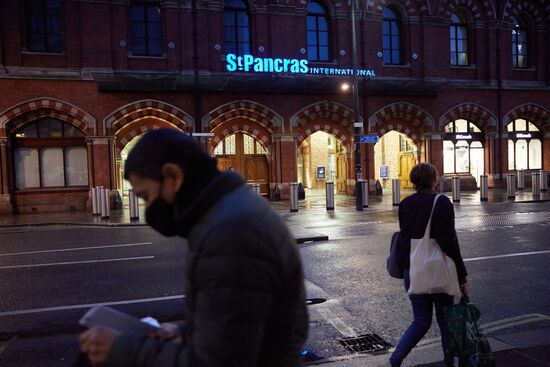 Britain Coronavirus New Strain