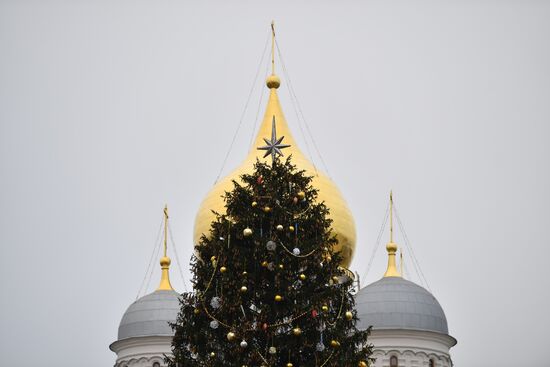 Russia New Year Preparations