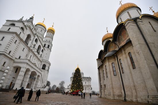 Russia New Year Preparations