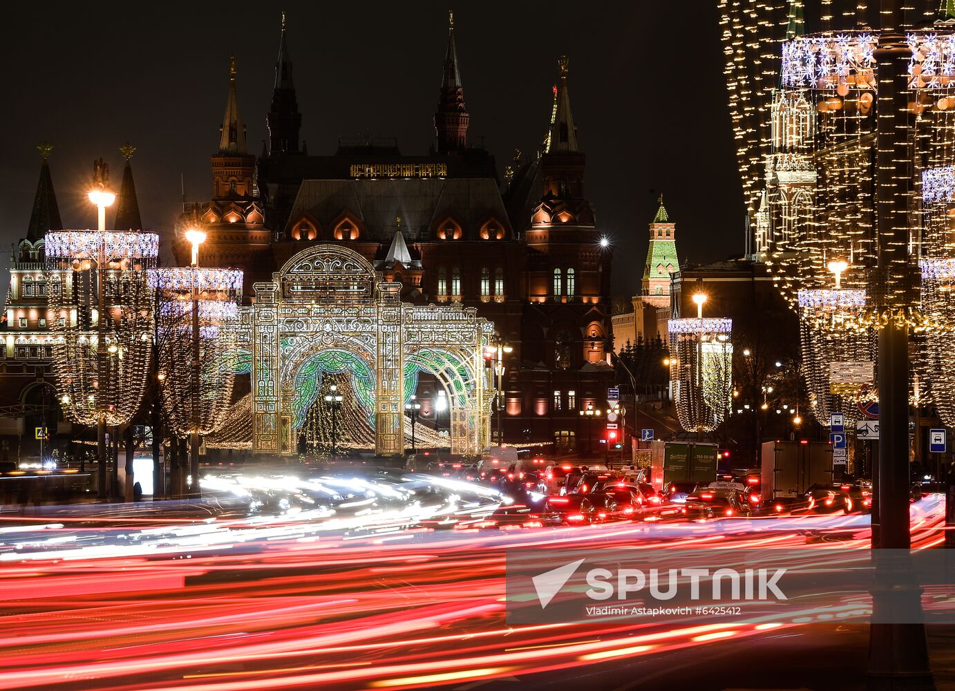 Russia New Year Preparations