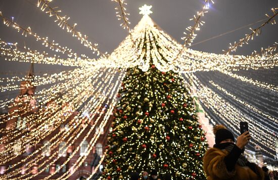 Russia New Year Preparations
