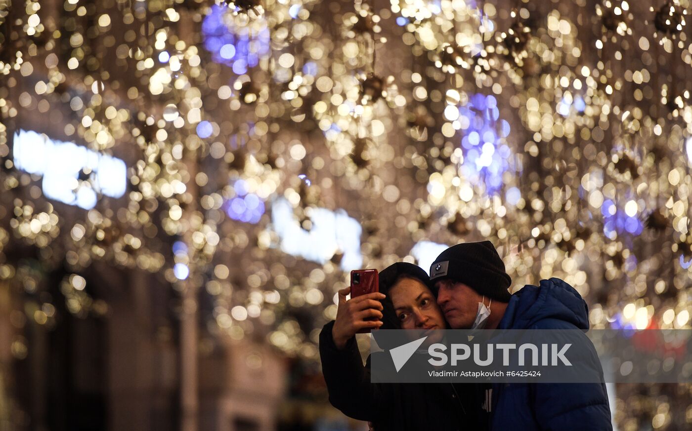 Russia New Year Preparations