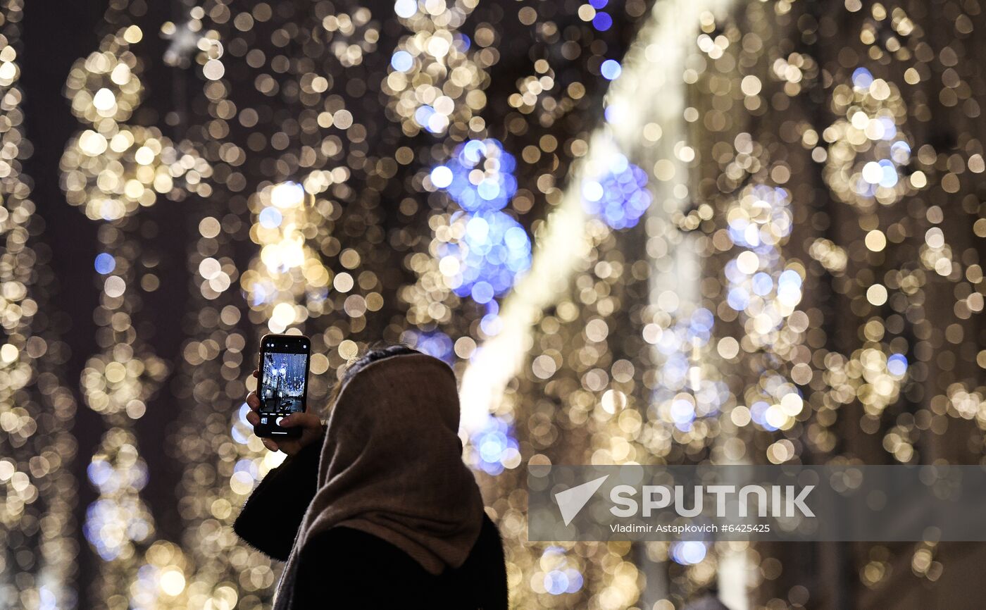 Russia New Year Preparations