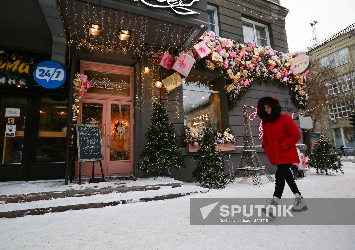 Russia New Year Preparations