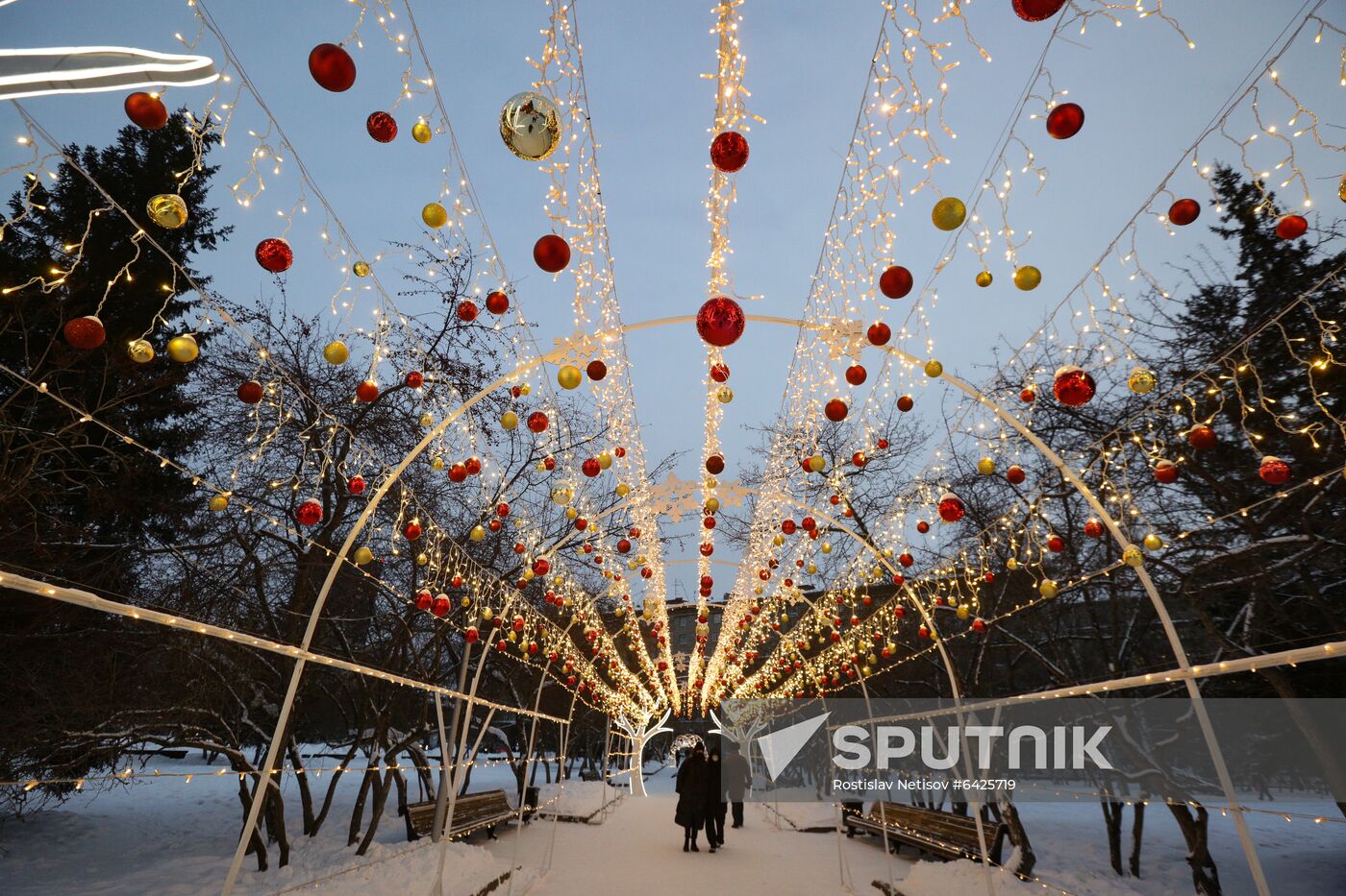 Russia New Year Preparations