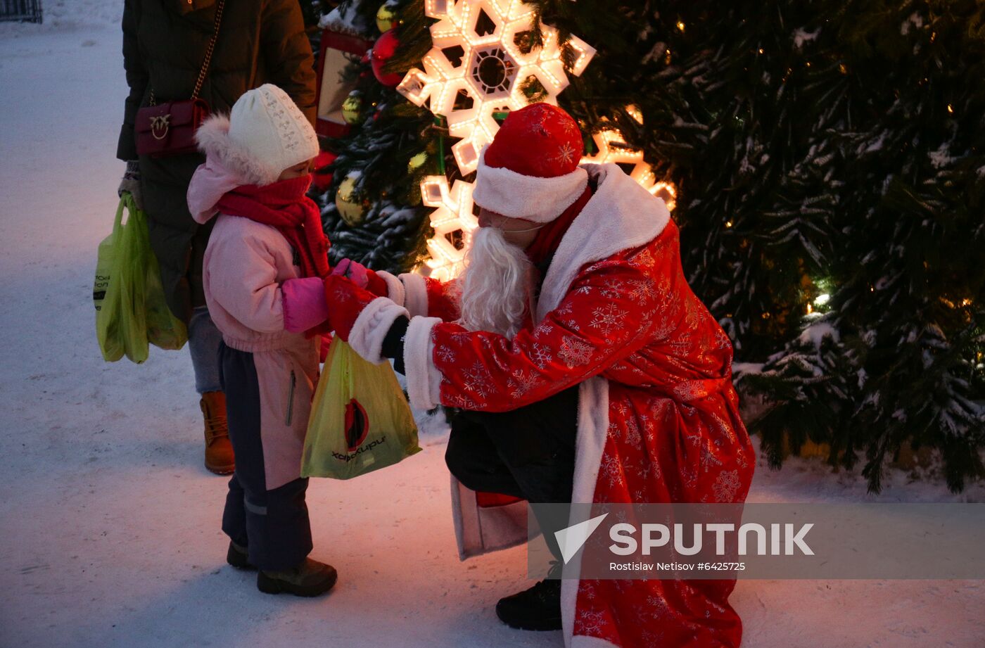 Russia New Year Preparations