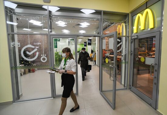 Russia Sberbank McDonald's