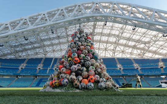 Russia New Year Preparations