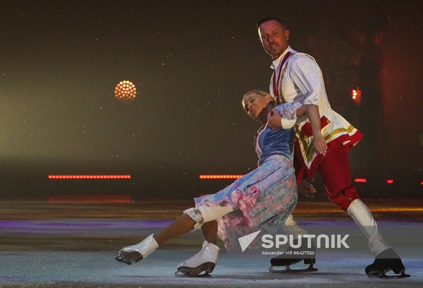 Russia Figure Skating Rhythmic Gymnastics Show