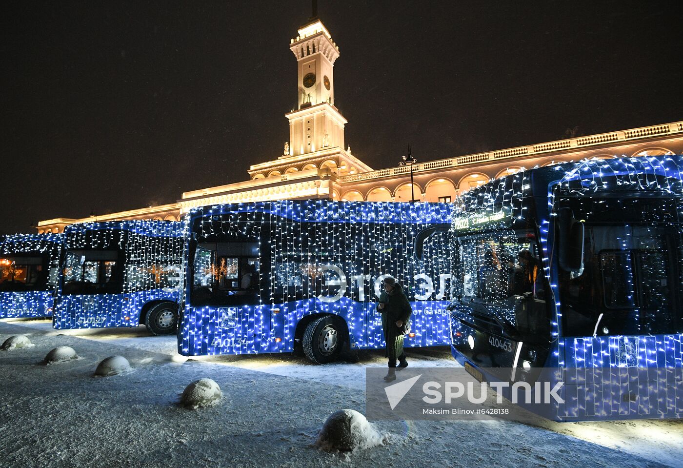 Russia New Year Preparations