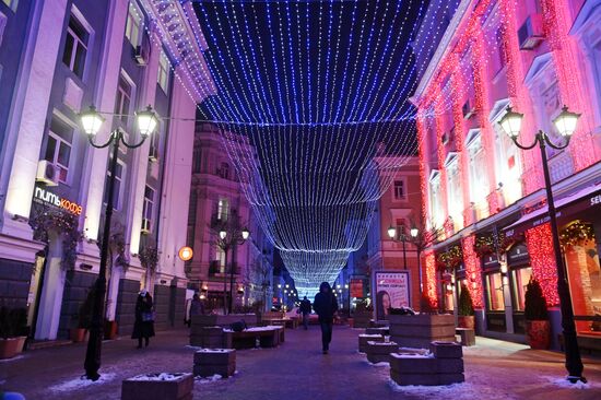 Russia New Year Preparations