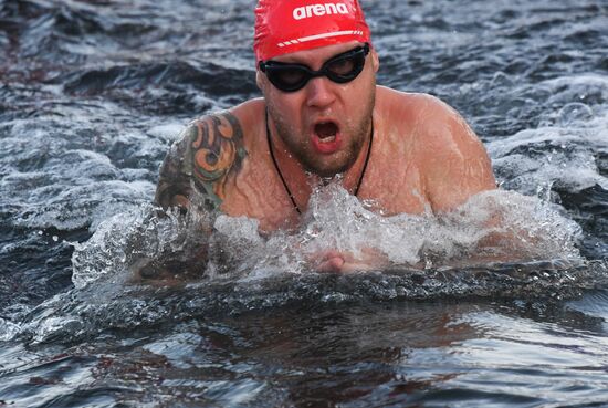 Russia Winter Swimming