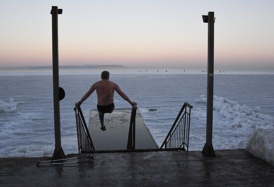 Russia Winter Swimming