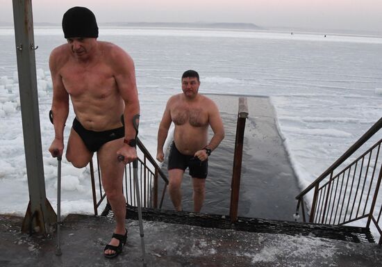 Russia Winter Swimming