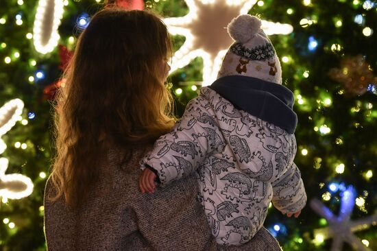 Russia New Year Preparations