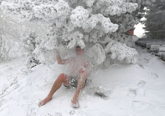 Russia Winter Swimming