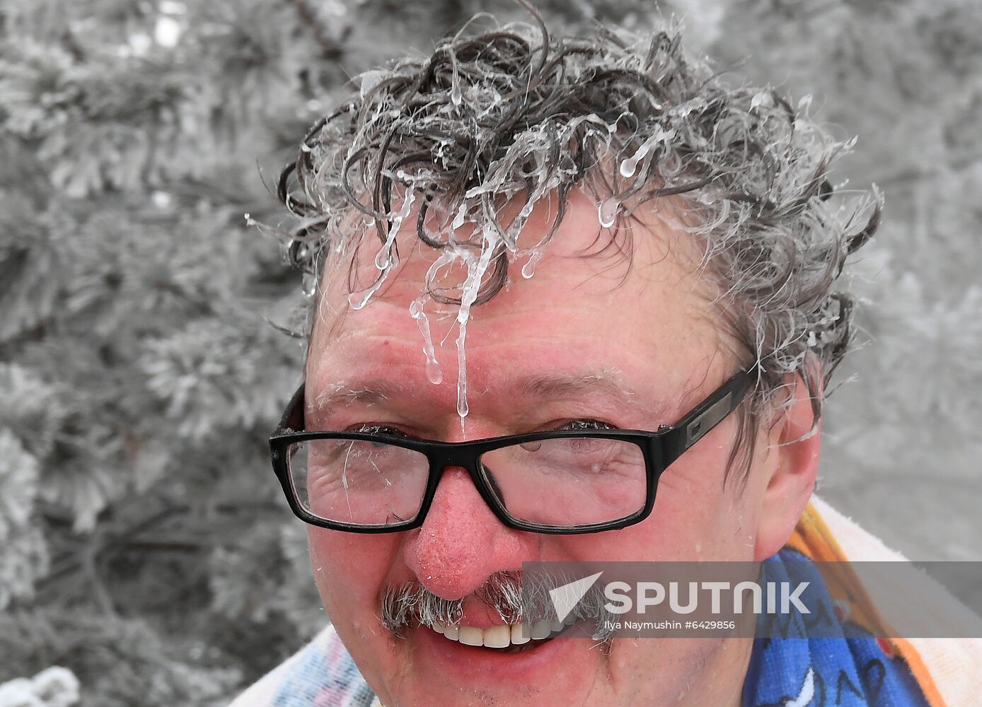 Russia Winter Swimming