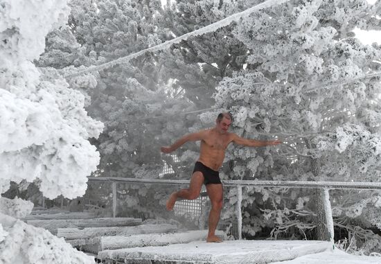 Russia Winter Swimming