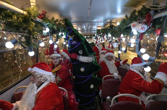 Russia New Year Preparations