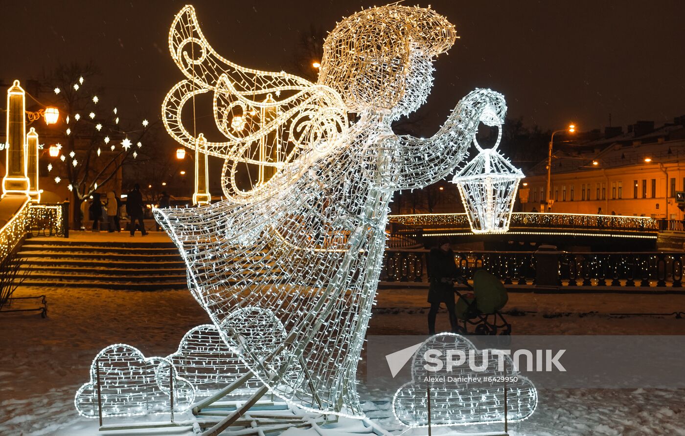 Russia New Year Preparations