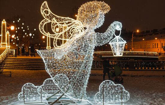 Russia New Year Preparations