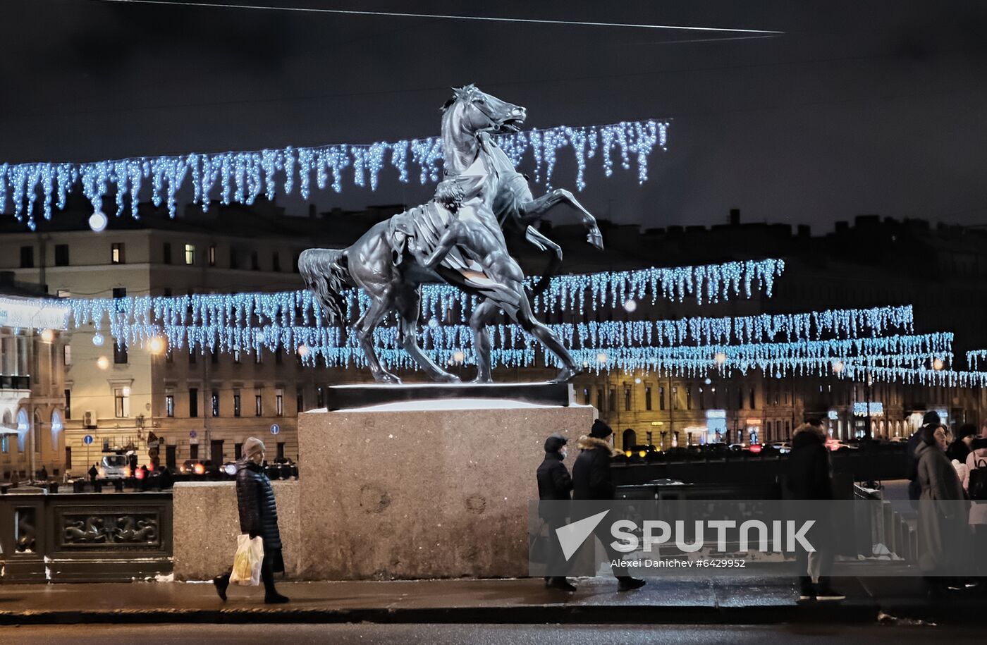 Russia New Year Preparations