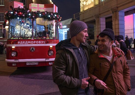 Russia New Year Preparations