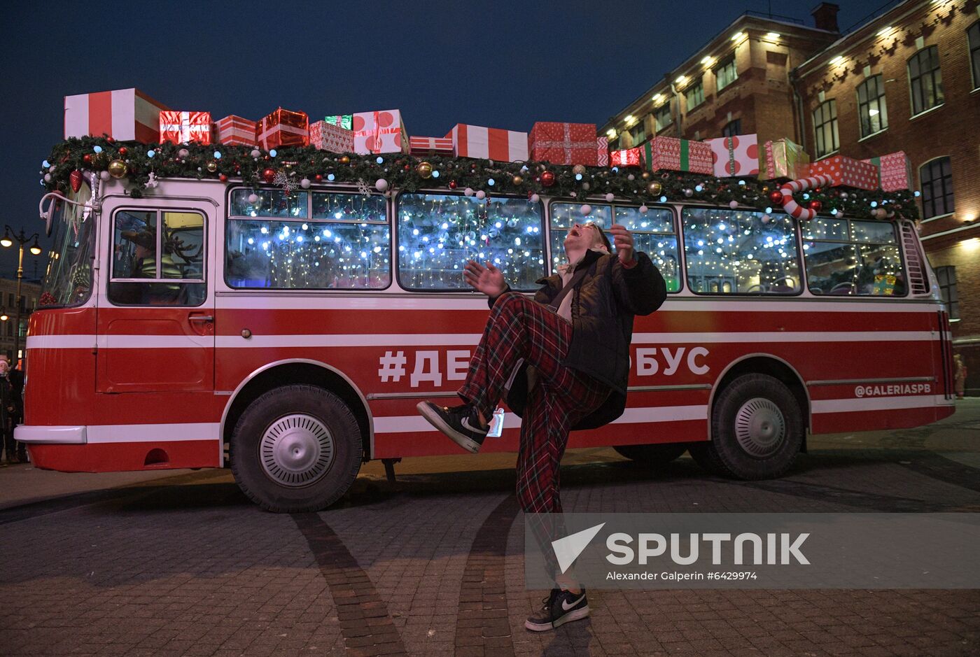 Russia New Year Preparations