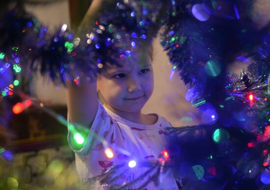 Russia New Year Preparations