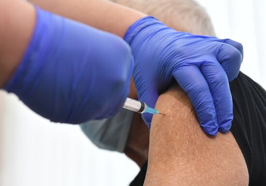 Russia Coronavirus Vaccination