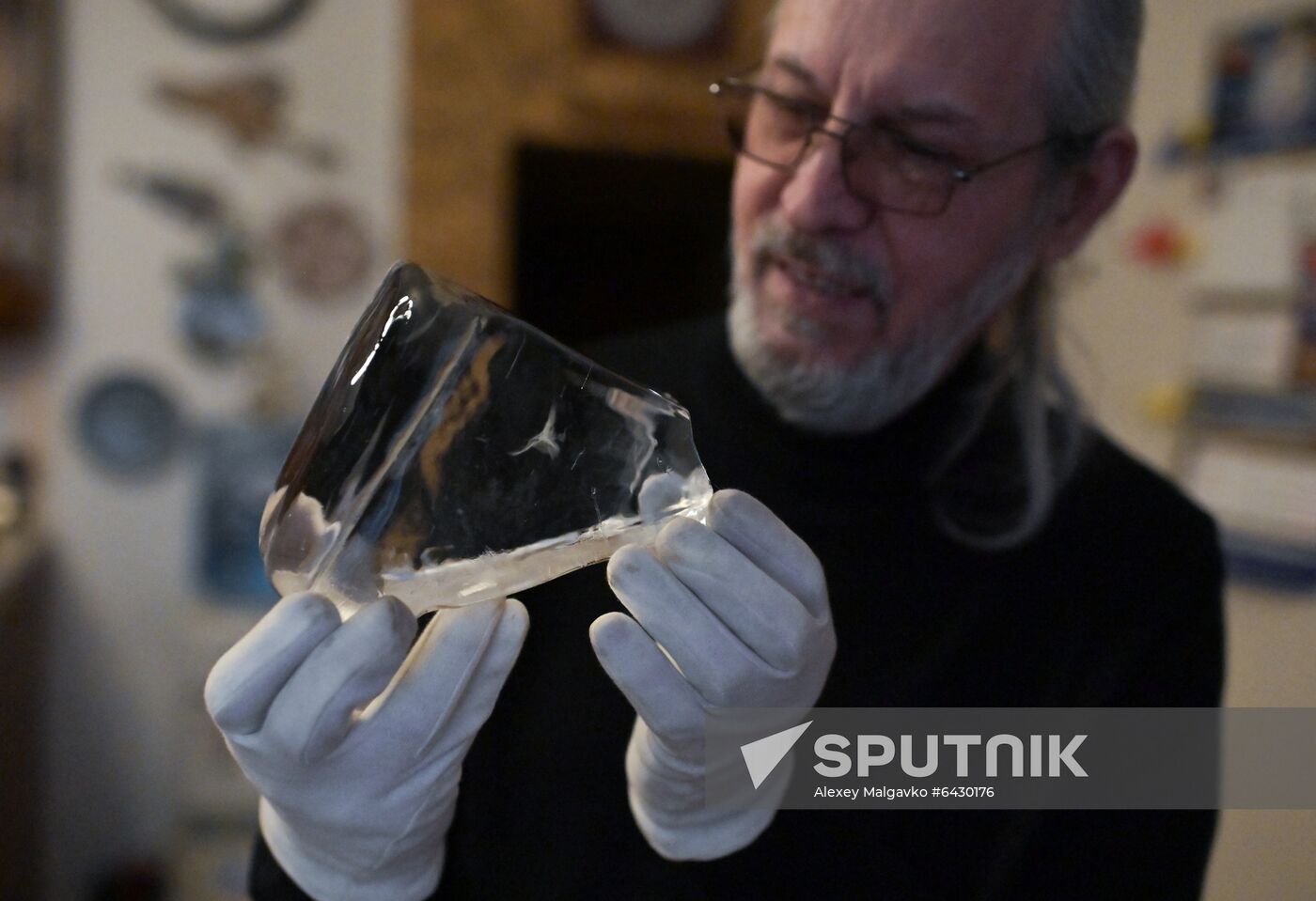 Russia Ice Miniature Book