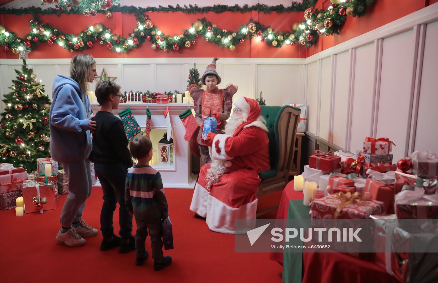 Russia New Year Preparations