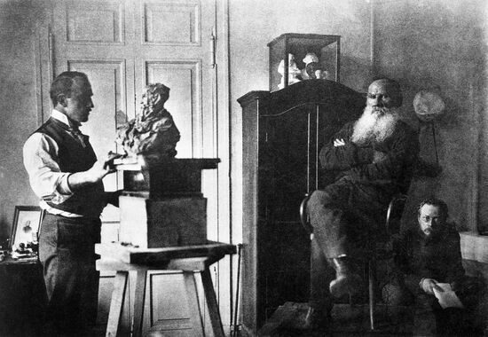 Leo Tolstoy in Yasnaya Polyana