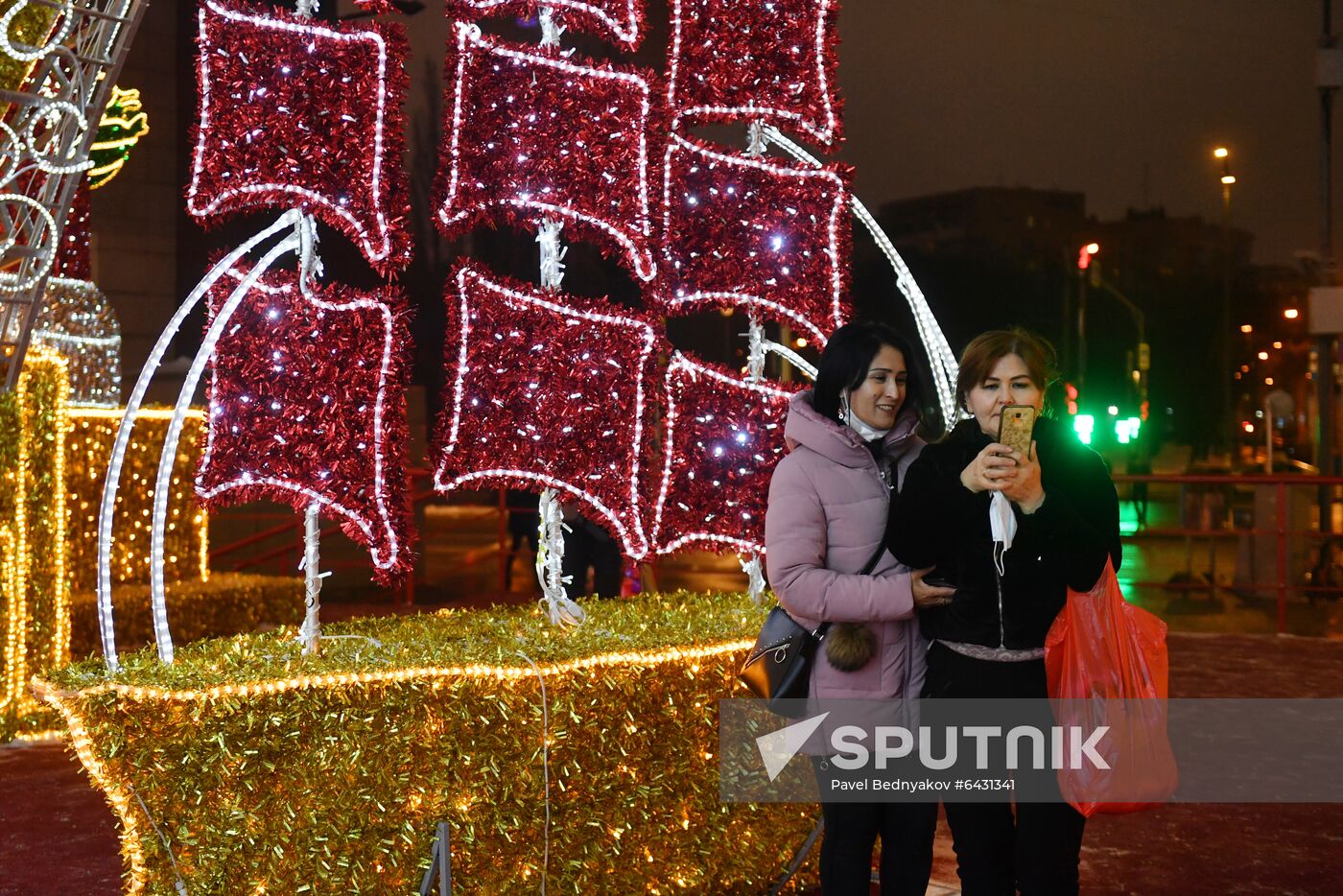 Russia New Year Preparations