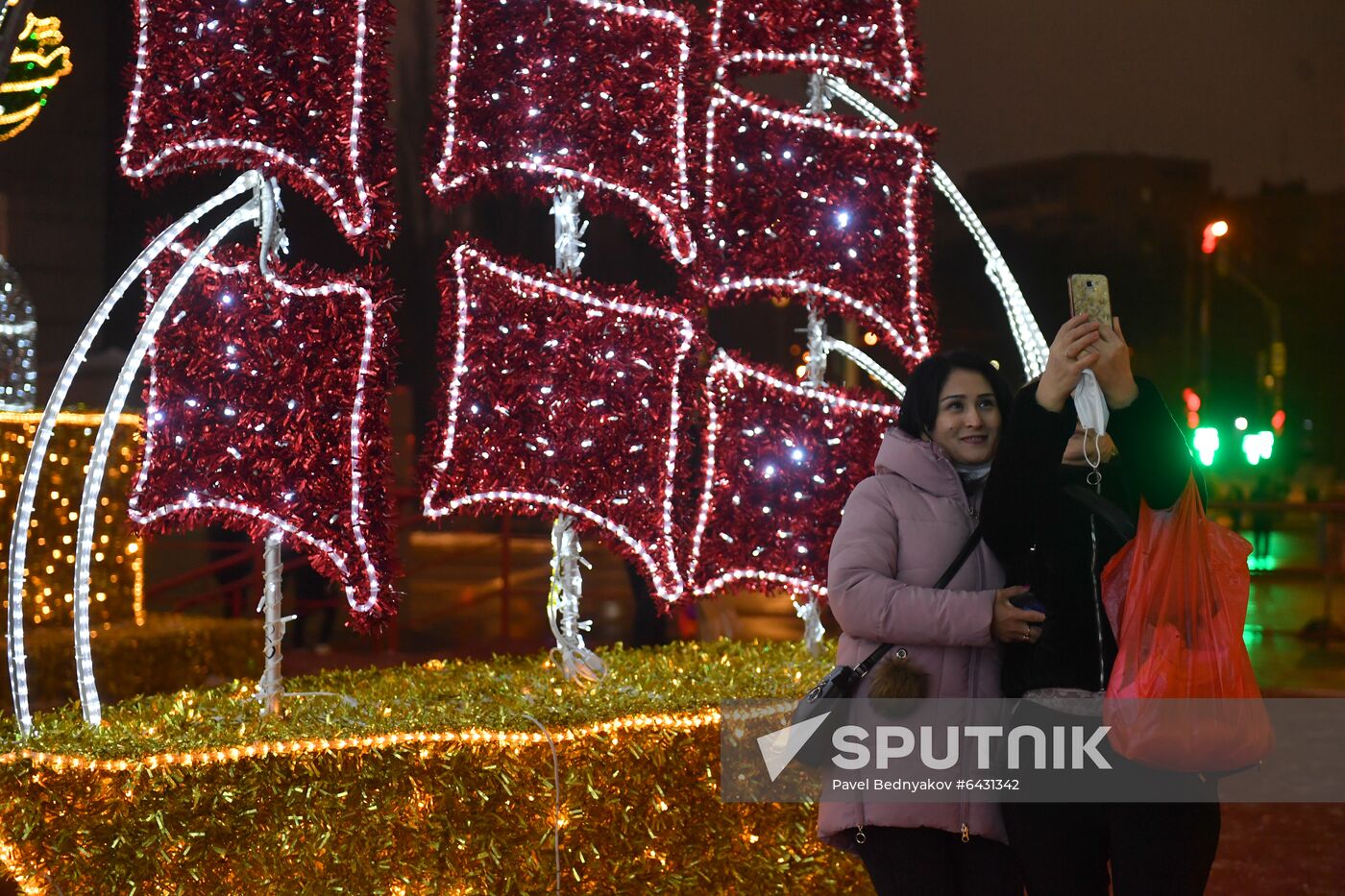Russia New Year Preparations