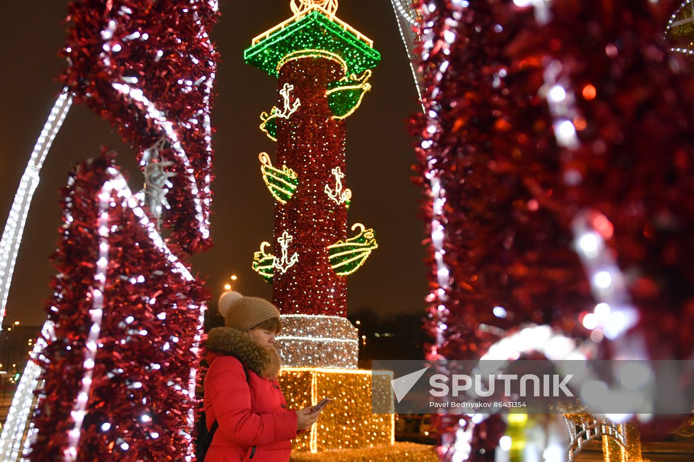 Russia New Year Preparations