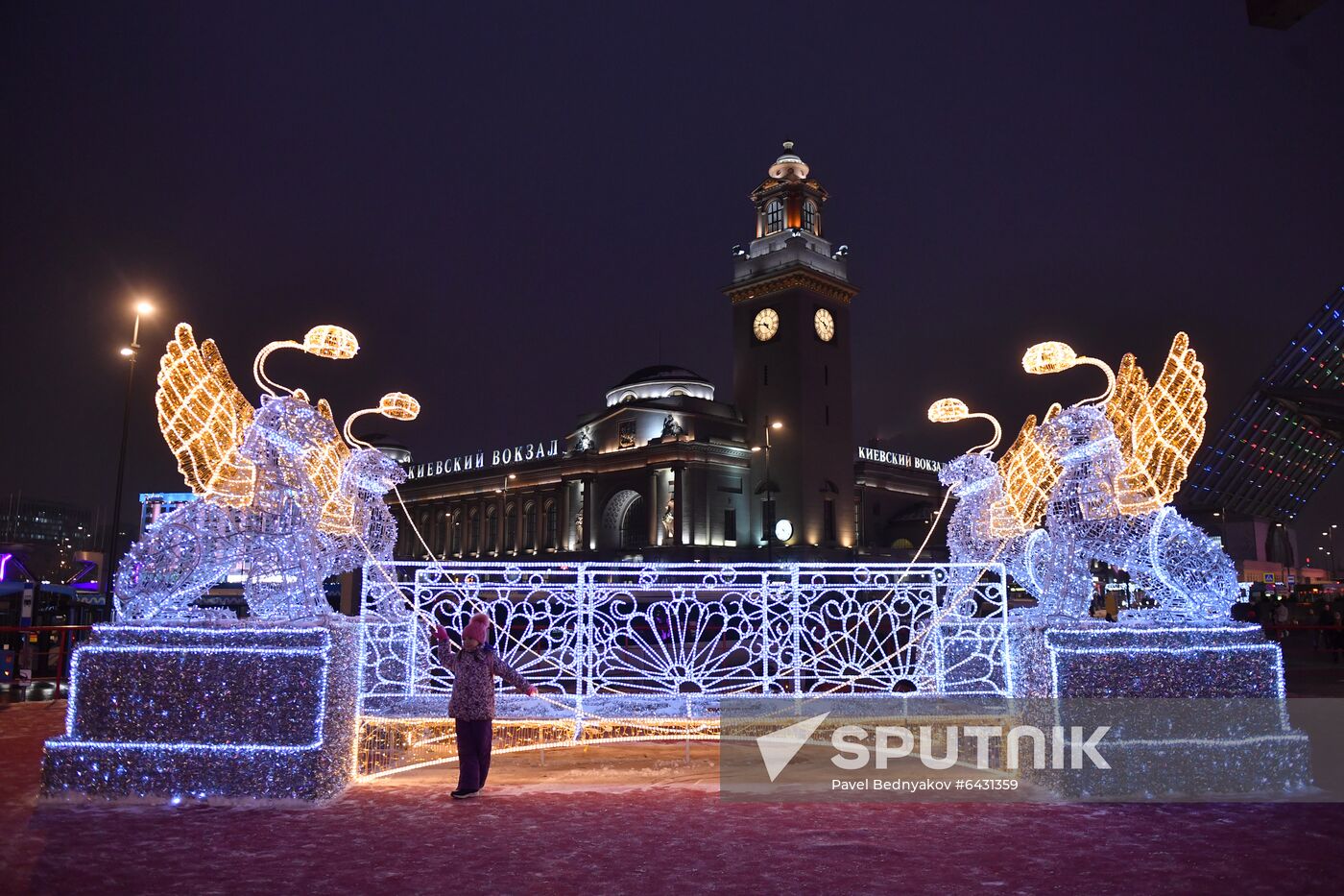 Russia New Year Preparations