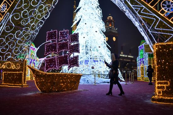 Russia New Year Preparations