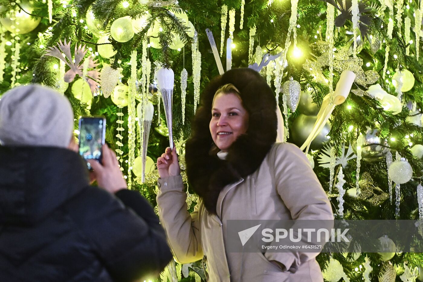 Russia New Year Preparations