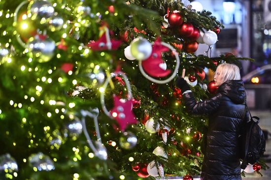 Russia New Year Preparations