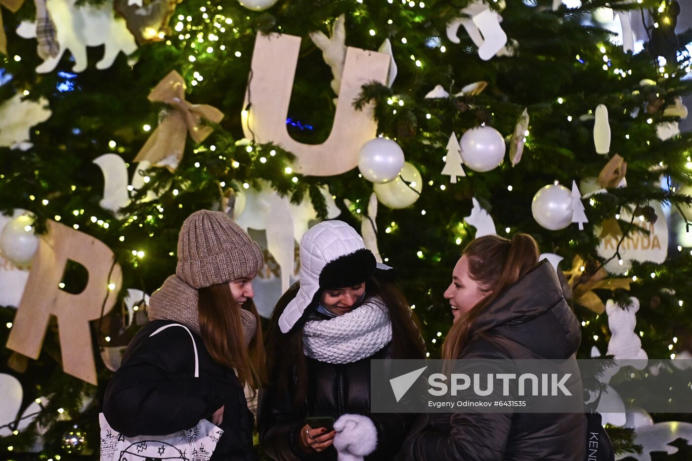 Russia New Year Preparations