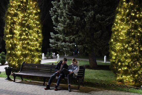 Russia New Year Preparations