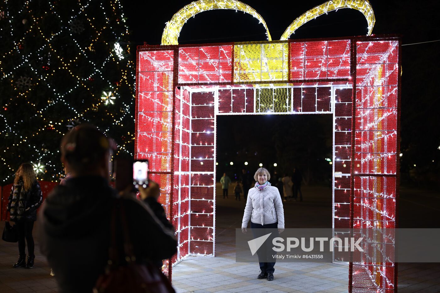 Russia New Year Preparations