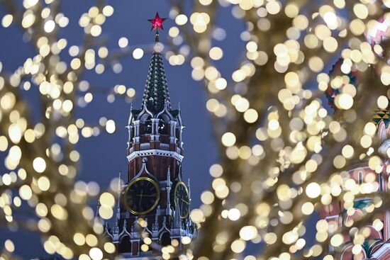 Russia New Year Preparations