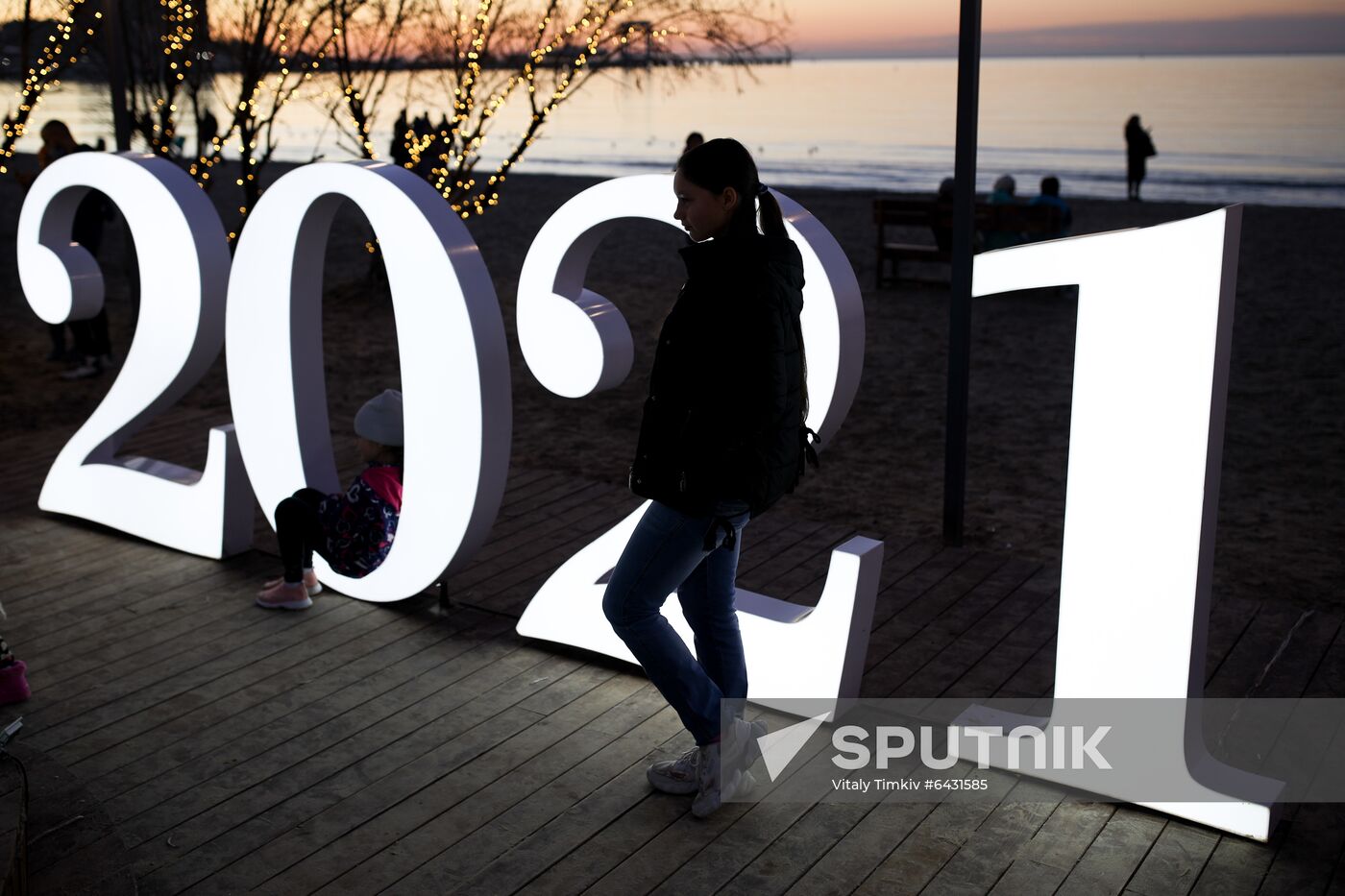 Russia New Year Preparations