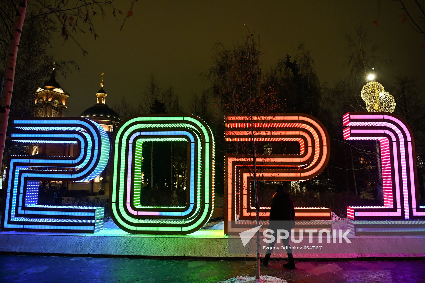 Russia New Year Preparations