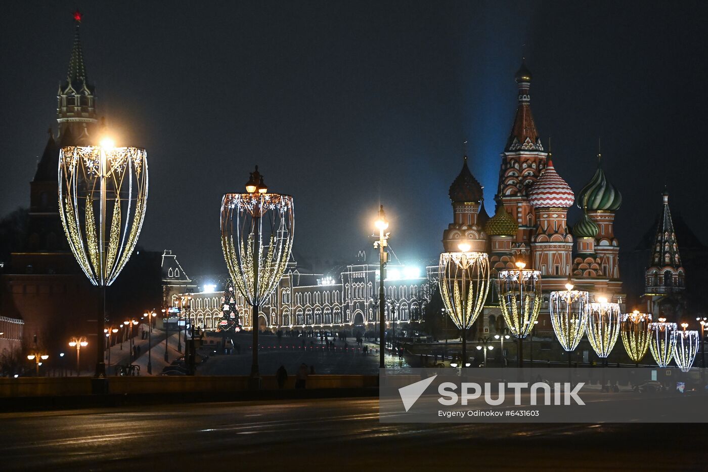 Russia New Year Preparations